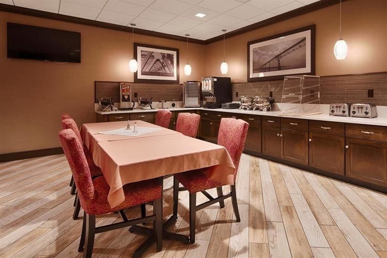 Western Hotel&conference Center Hotel Kingston
