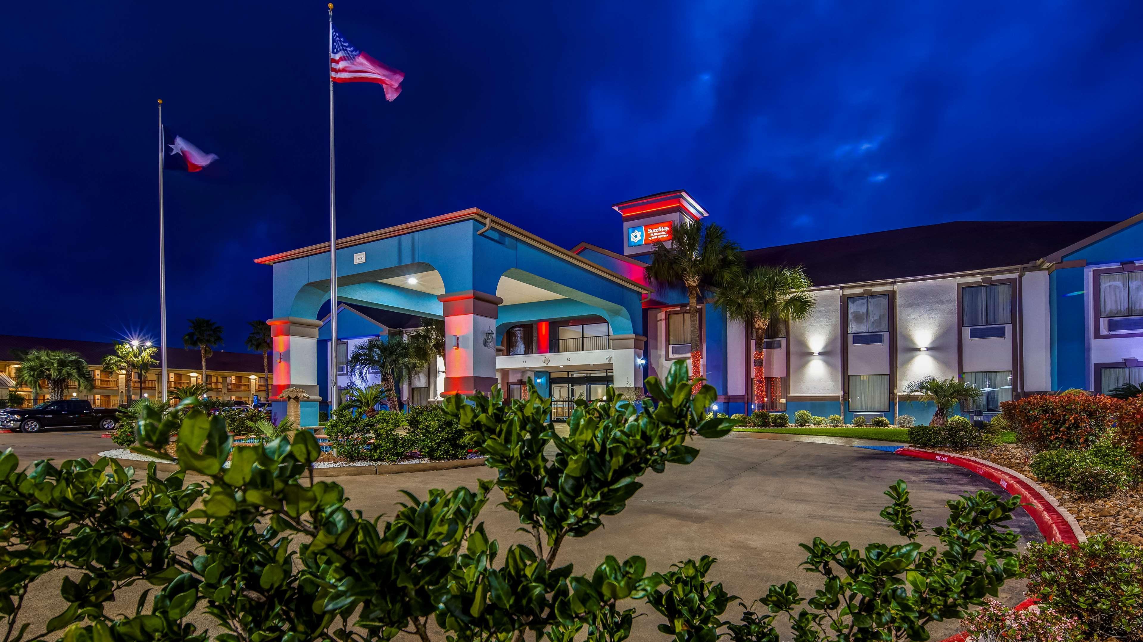 Western And Conference Center 3* Kingston