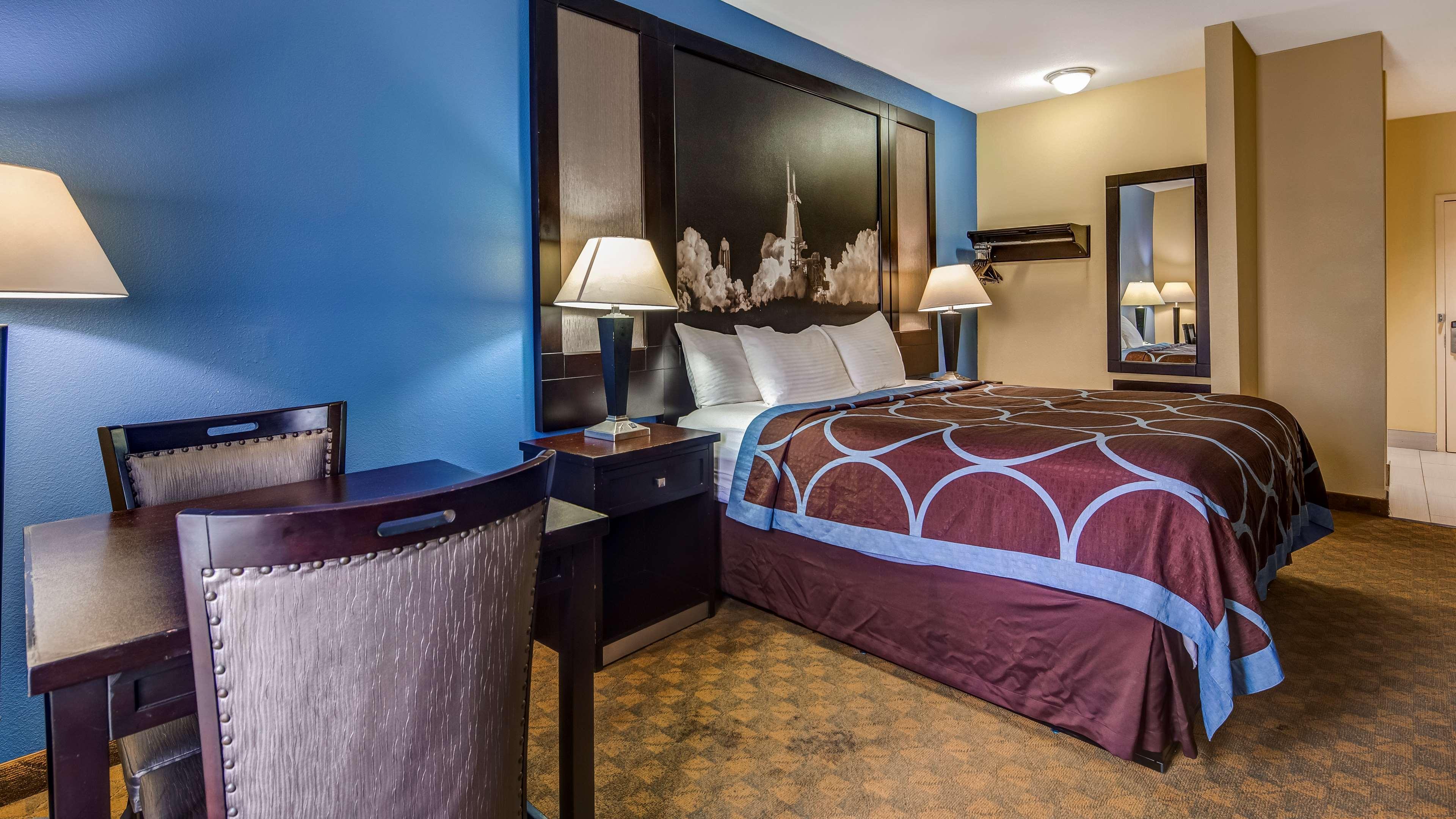 Western And Conference Center Hotel 3*