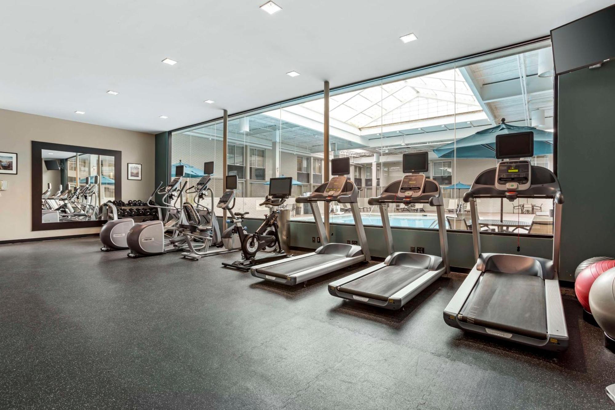 Western And Conference Center 3* Kingston