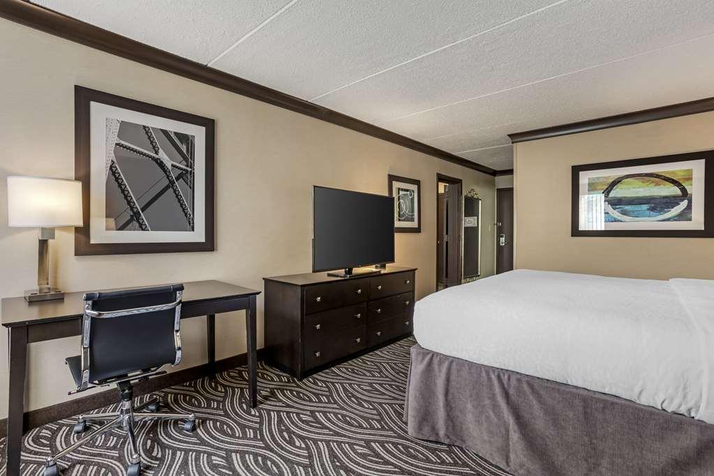 Hotel Western And Conference Center